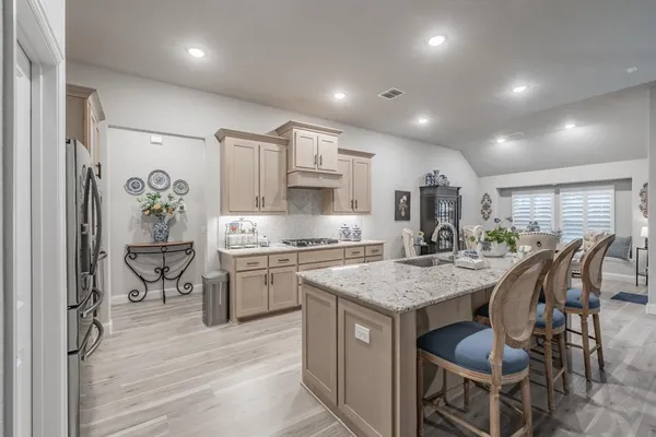 $475,000 | 1076 Fleetwood Drive, Justin, TX 76247