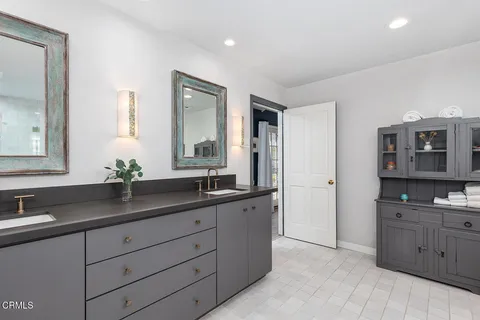 $1,998,000 | 1973 Midwick Drive, Altadena, CA 91001