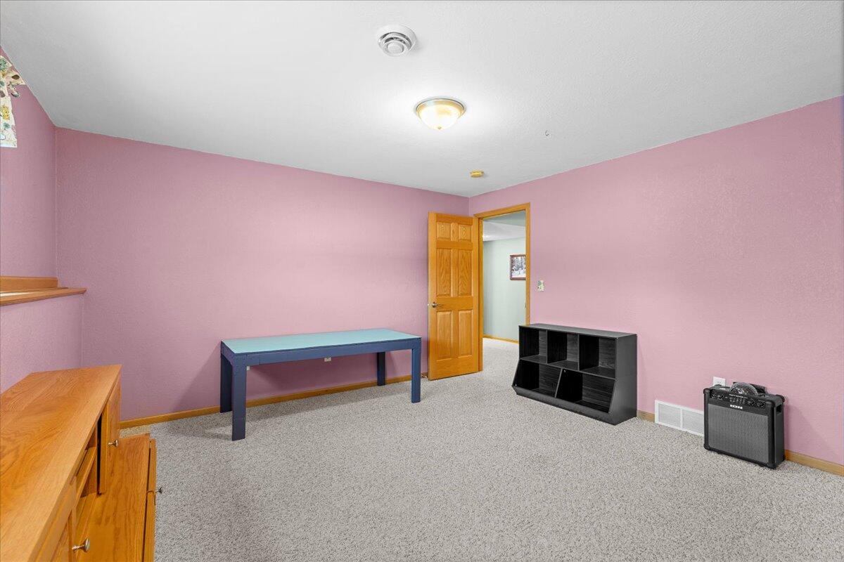 612 Bobolink Lane Cascade, WI 53011 - Photo 28 of 65 Bedroom4 LL