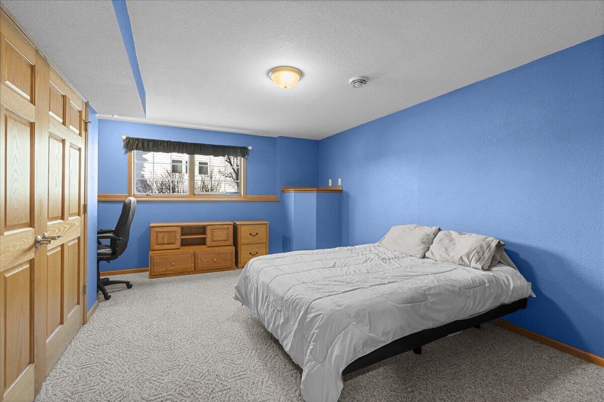 612 Bobolink Lane Cascade, WI 53011 - Photo 29 of 65 Bedroom 5