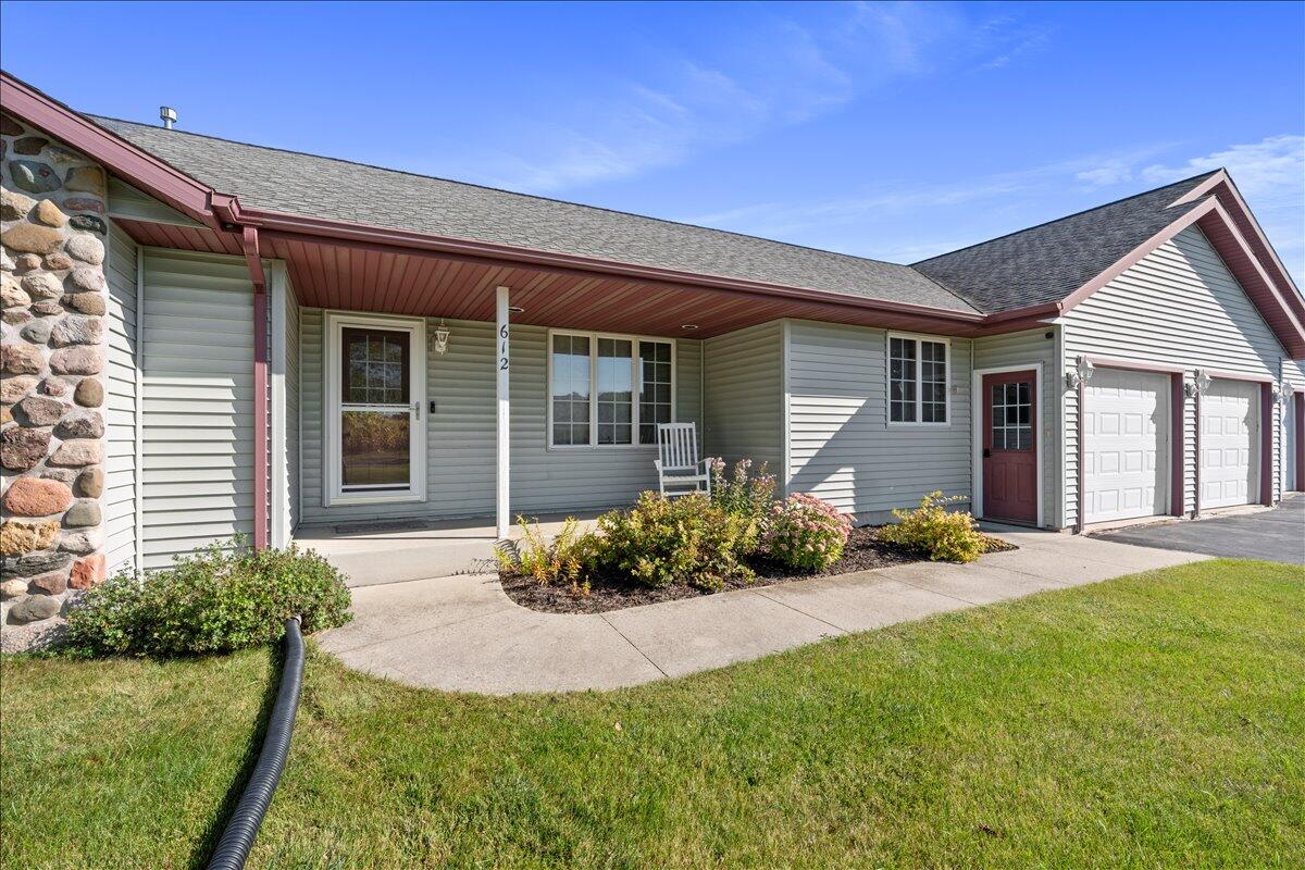 612 Bobolink Lane Cascade, WI 53011 - Photo 52 of 65 Front Entry
