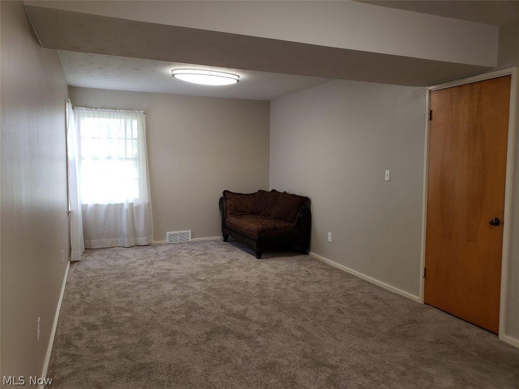 1116 Belrose Road Cleveland, OH 44124 - Photo 8 of 25 Gallery Image 8