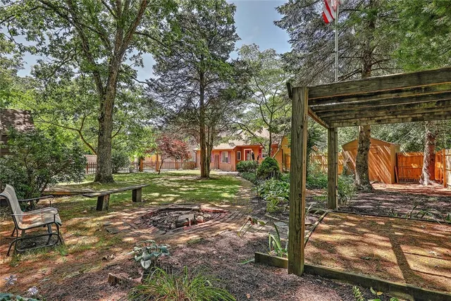 $585,000 | 10 Narrow Lane, Charlestown, RI 02813