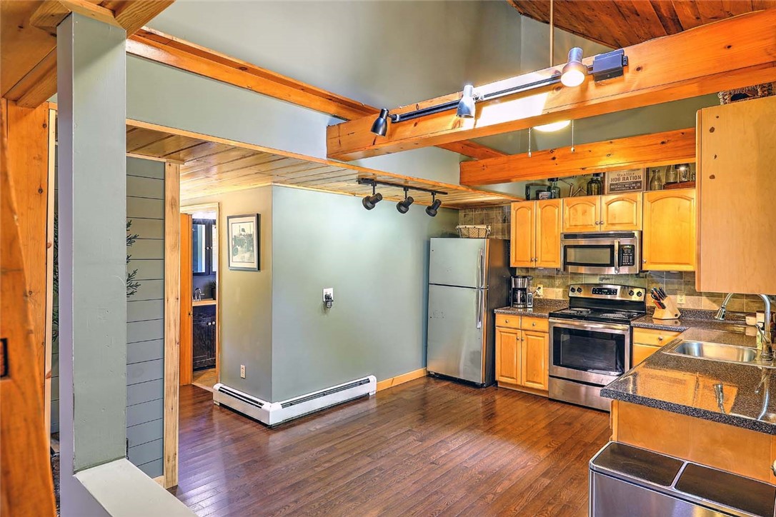 10 Narrow Lane Charlestown, RI 02813 - Photo 12 of 48