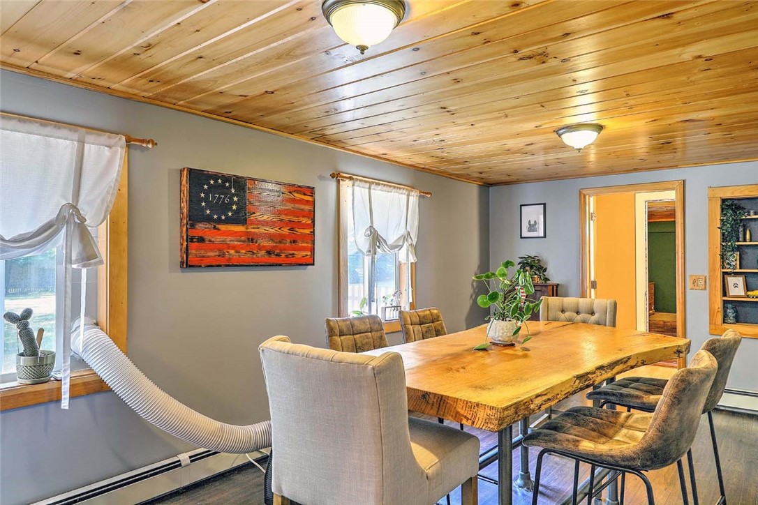 10 Narrow Lane Charlestown, RI 02813 - Photo 15 of 48