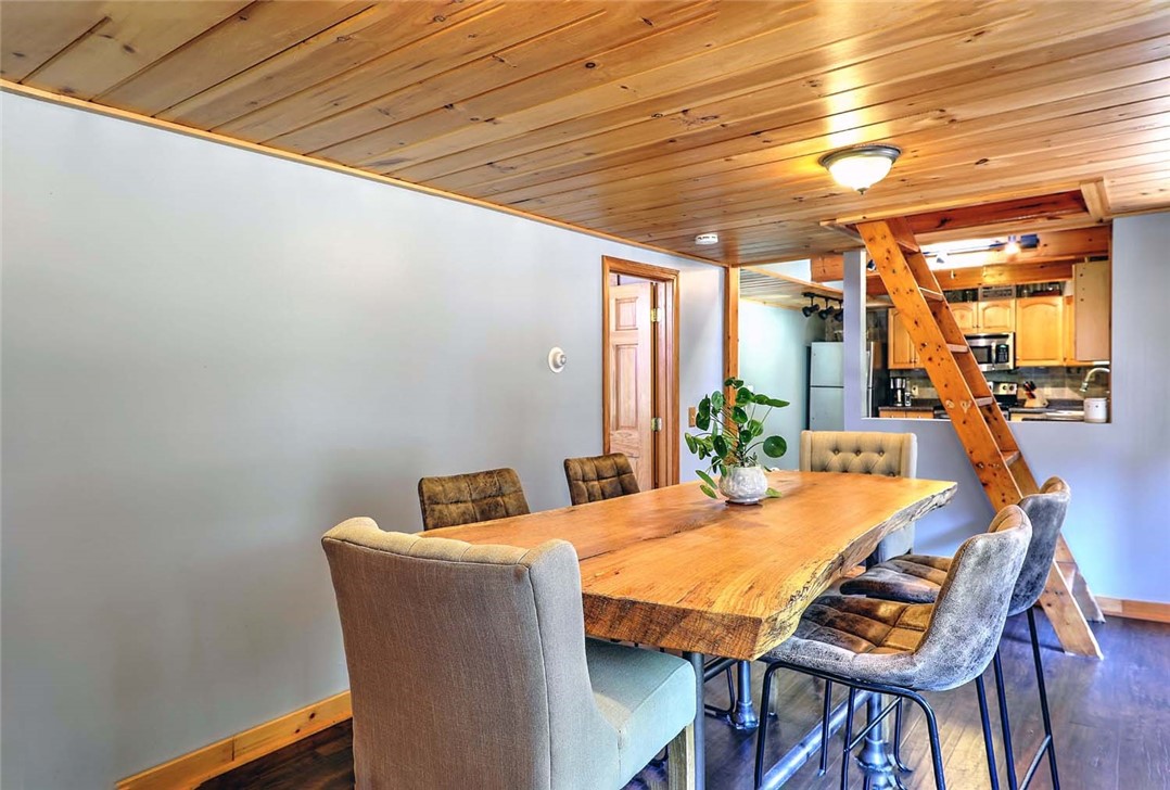 10 Narrow Lane Charlestown, RI 02813 - Photo 16 of 48