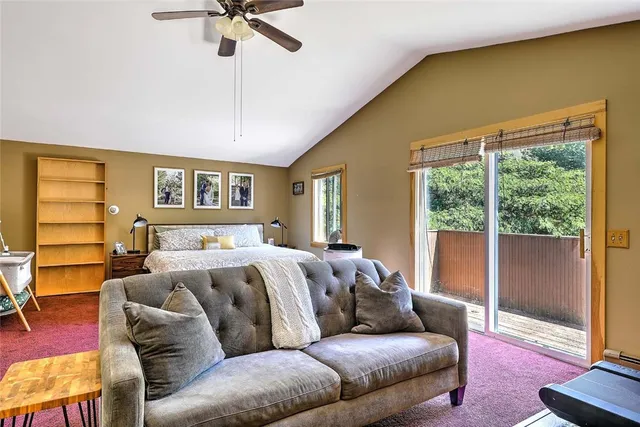 $585,000 | 10 Narrow Lane, Charlestown, RI 02813