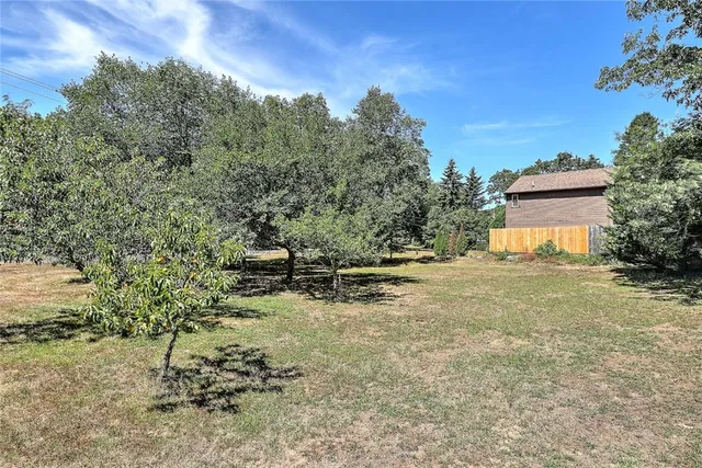 $585,000 | 10 Narrow Lane, Charlestown, RI 02813