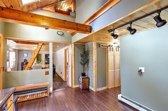 $585,000 | 10 Narrow Lane, Charlestown, RI 02813