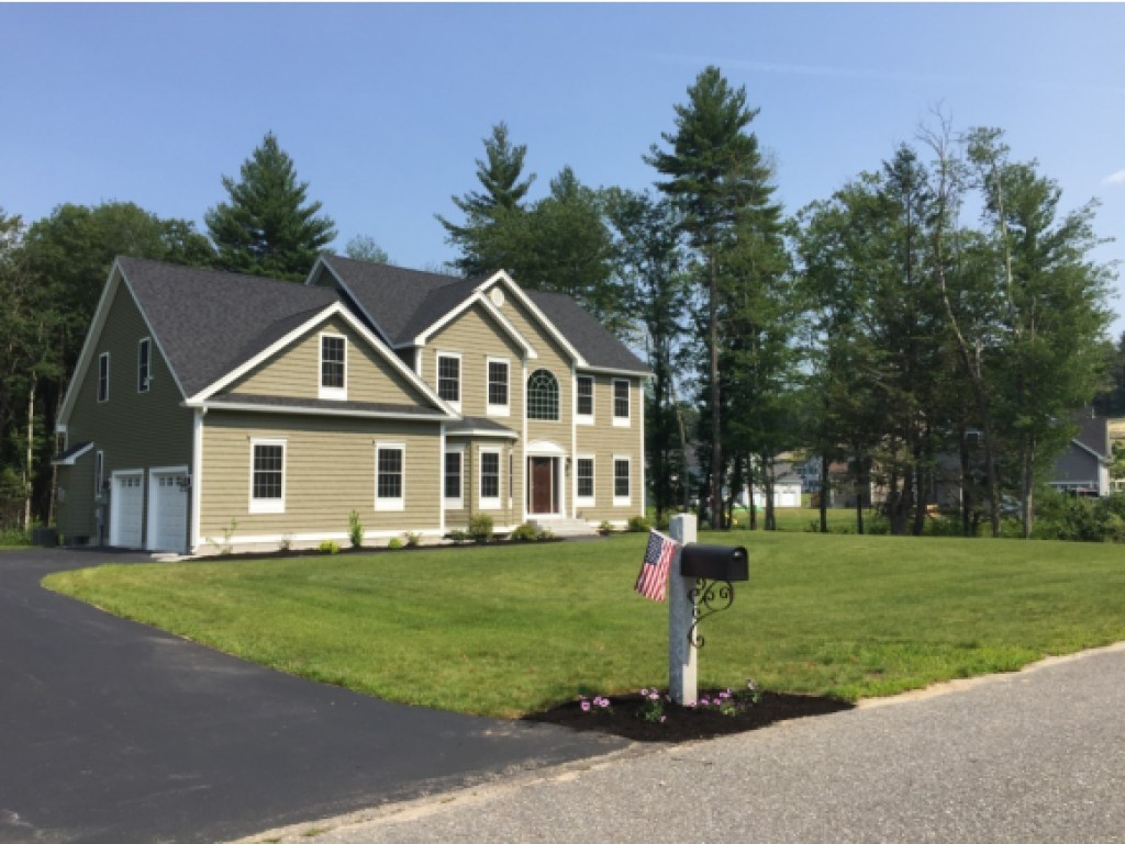 54 Silver Brook Road Salem, NH 03079 - Photo 1 of 6 Gallery Image 1