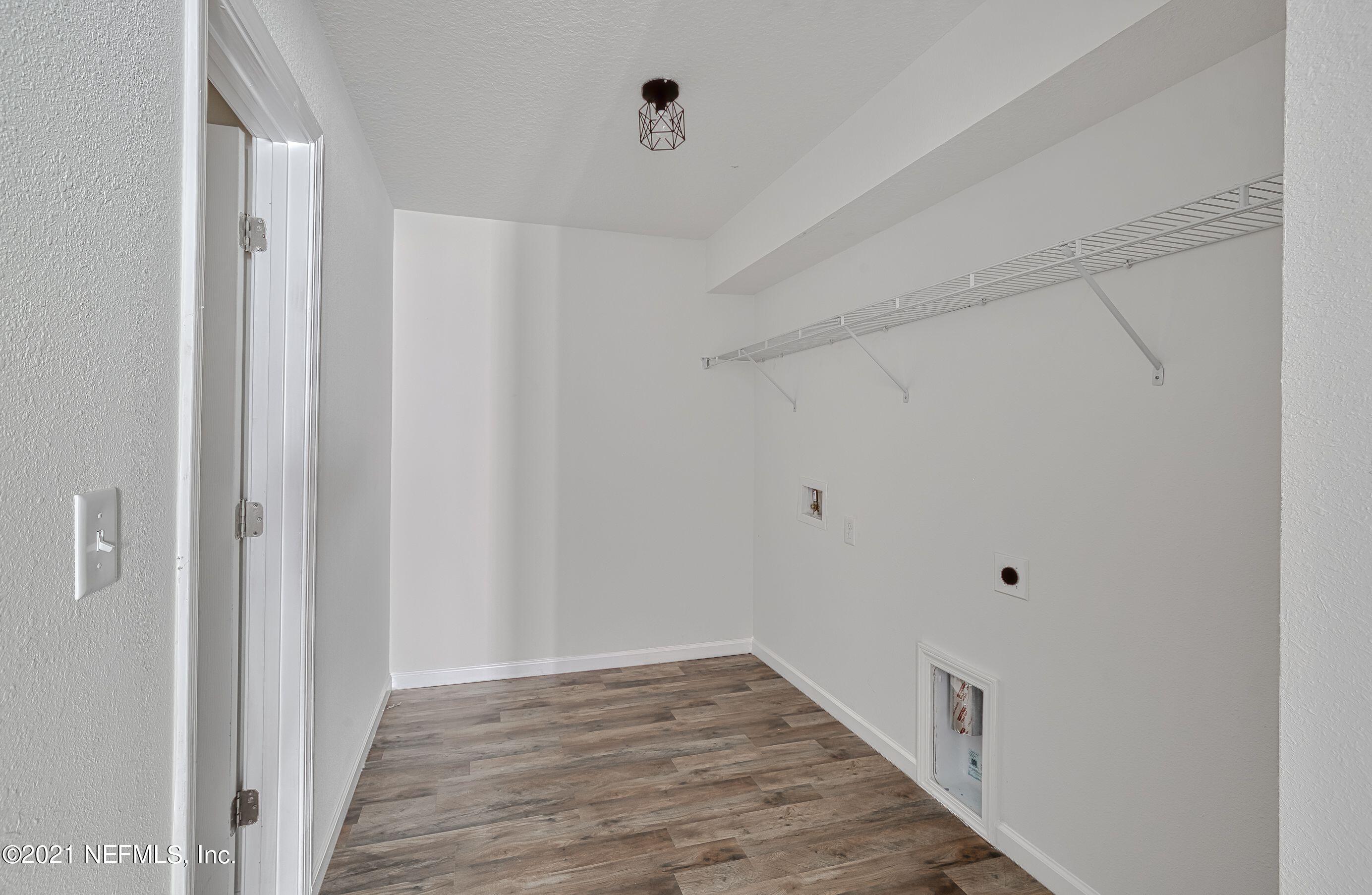 6451 Bob O Link Road Jacksonville, FL 32219 - Photo 20 of 26 Laundry Room