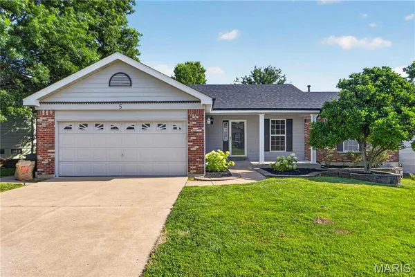 $350,000 | 5 Griesenauer Court, O'Fallon, MO 63368