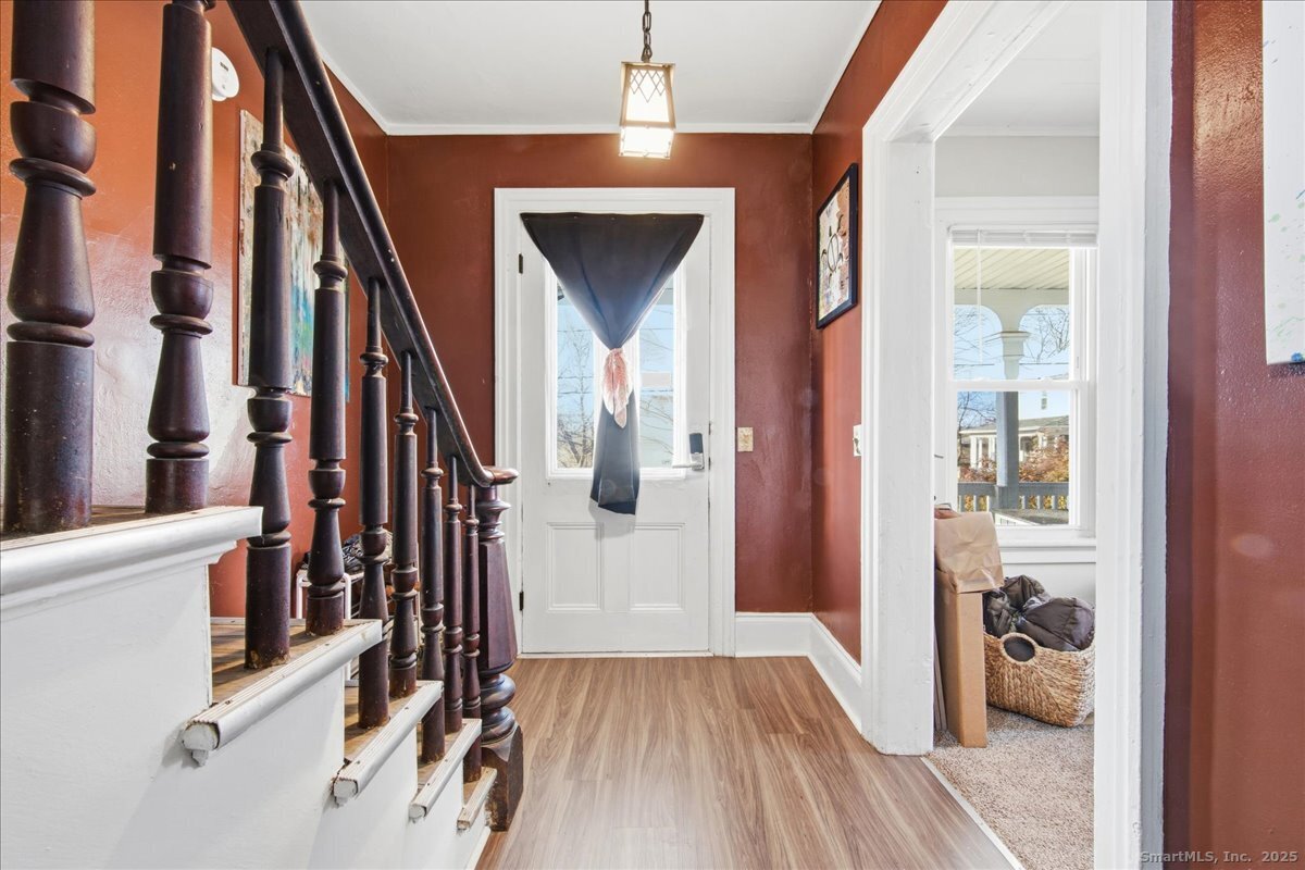 33 Division Street Norwich, CT 06360 - Photo 9 of 28