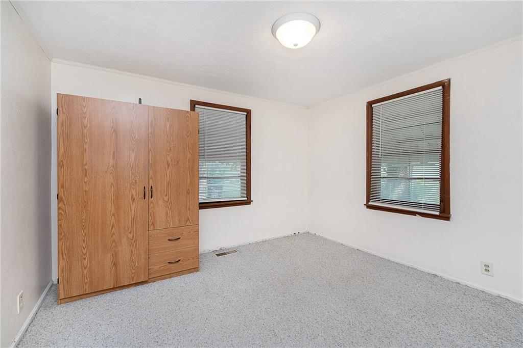2403 Fowler Street Anderson, IN 46012 - Photo 18 of 25 Gallery Image 18