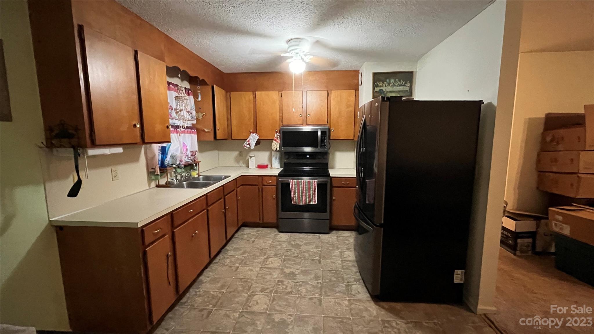 2397 Emmanuel Church Road Conover, NC 28613 - Photo 5 of 10 Gallery Image 5