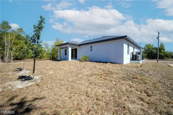 $2,100 | 4730 Northwest 38th Place, Cape Coral, FL 33993