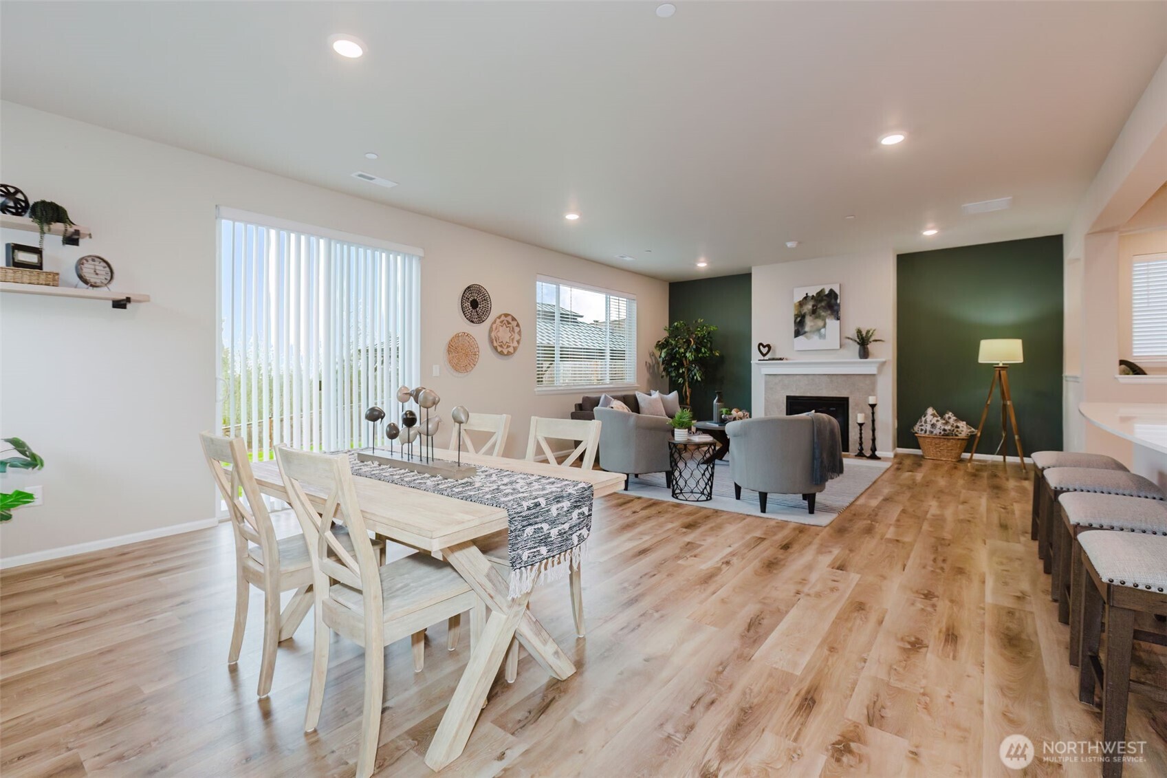 916 Baker Heights Loop Bremerton, WA 98312 - Photo 13 of 40 a view of a dining room with furniture