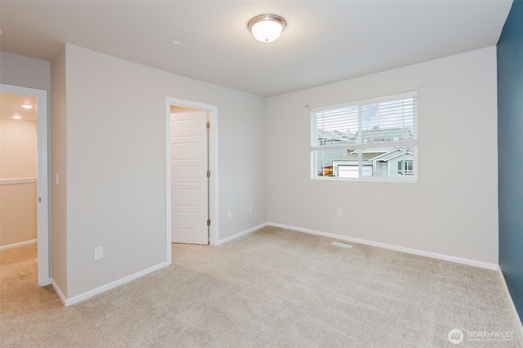 916 Baker Heights Loop Bremerton, WA 98312 - Photo 28 of 40 an empty room with windows