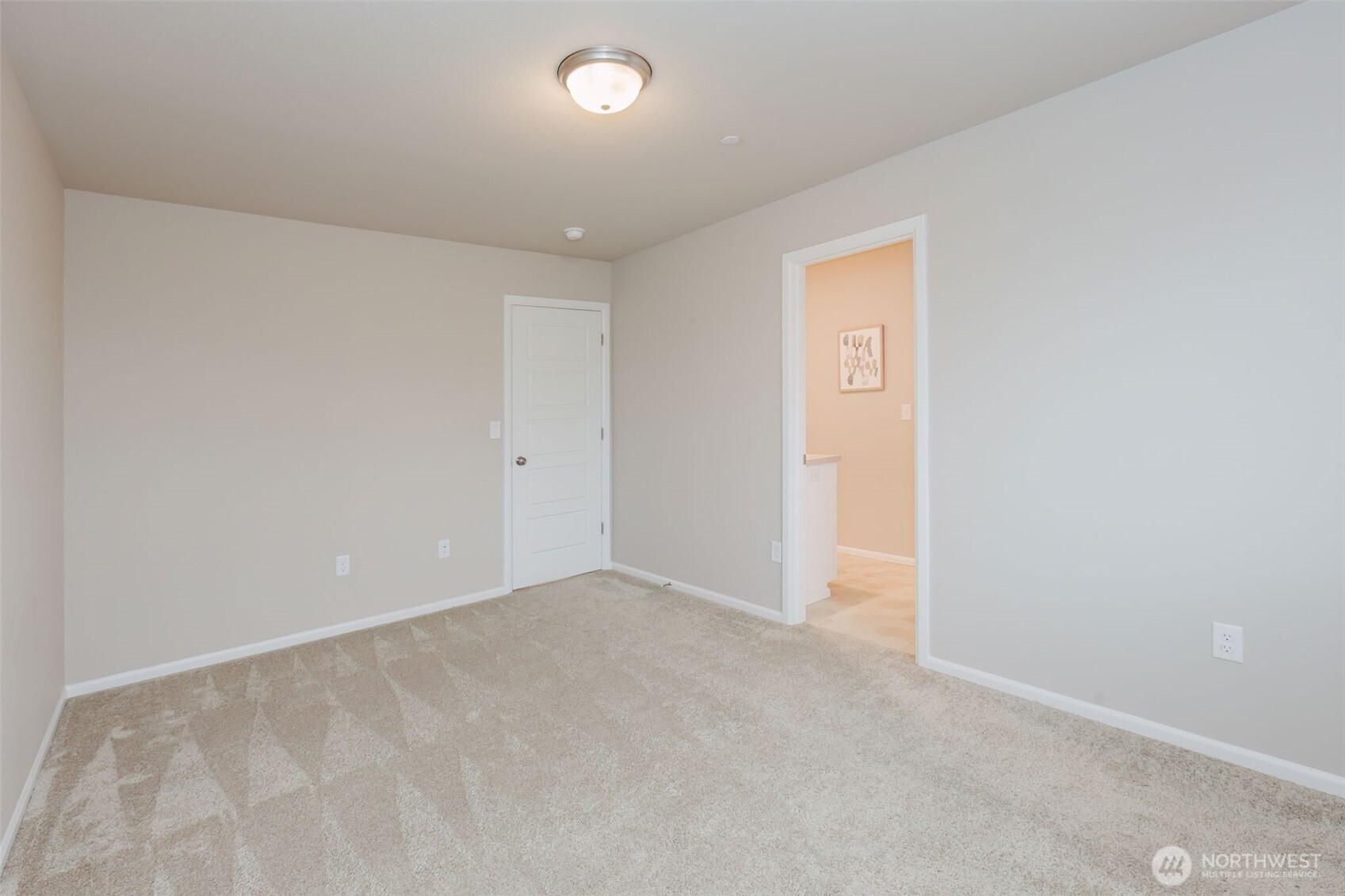 916 Baker Heights Loop Bremerton, WA 98312 - Photo 34 of 40 an empty room with an entryway
