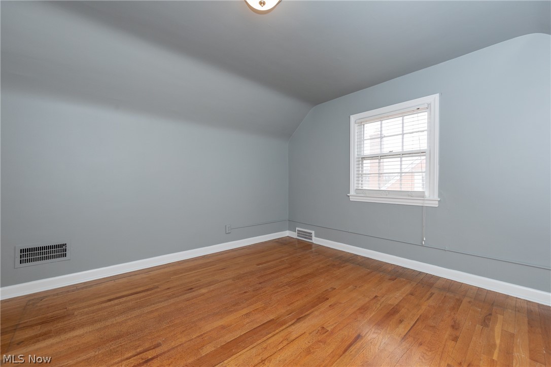 3794 Hillbrook Road Cleveland, OH 44118 - Photo 26 of 35 Gallery Image 26