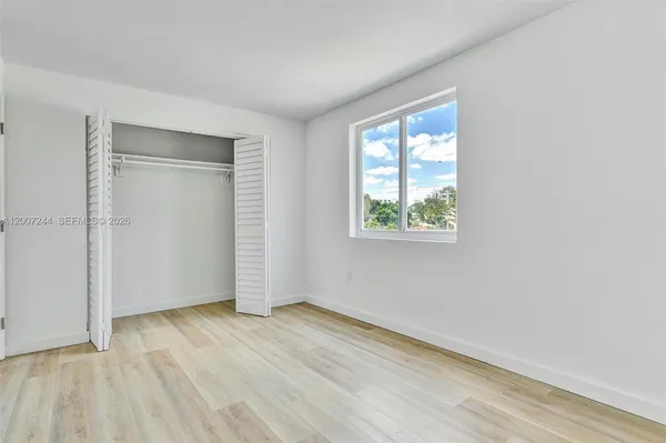 $2,350 | 620 Southwest 10th Street, Unit 301, Miami, FL 33130