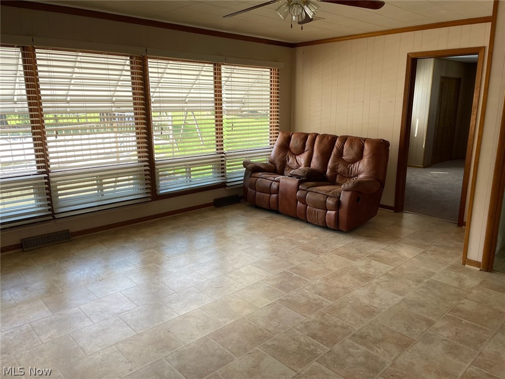 357 Ewing Road Youngstown, OH 44512 - Photo 9 of 18 Gallery Image 9