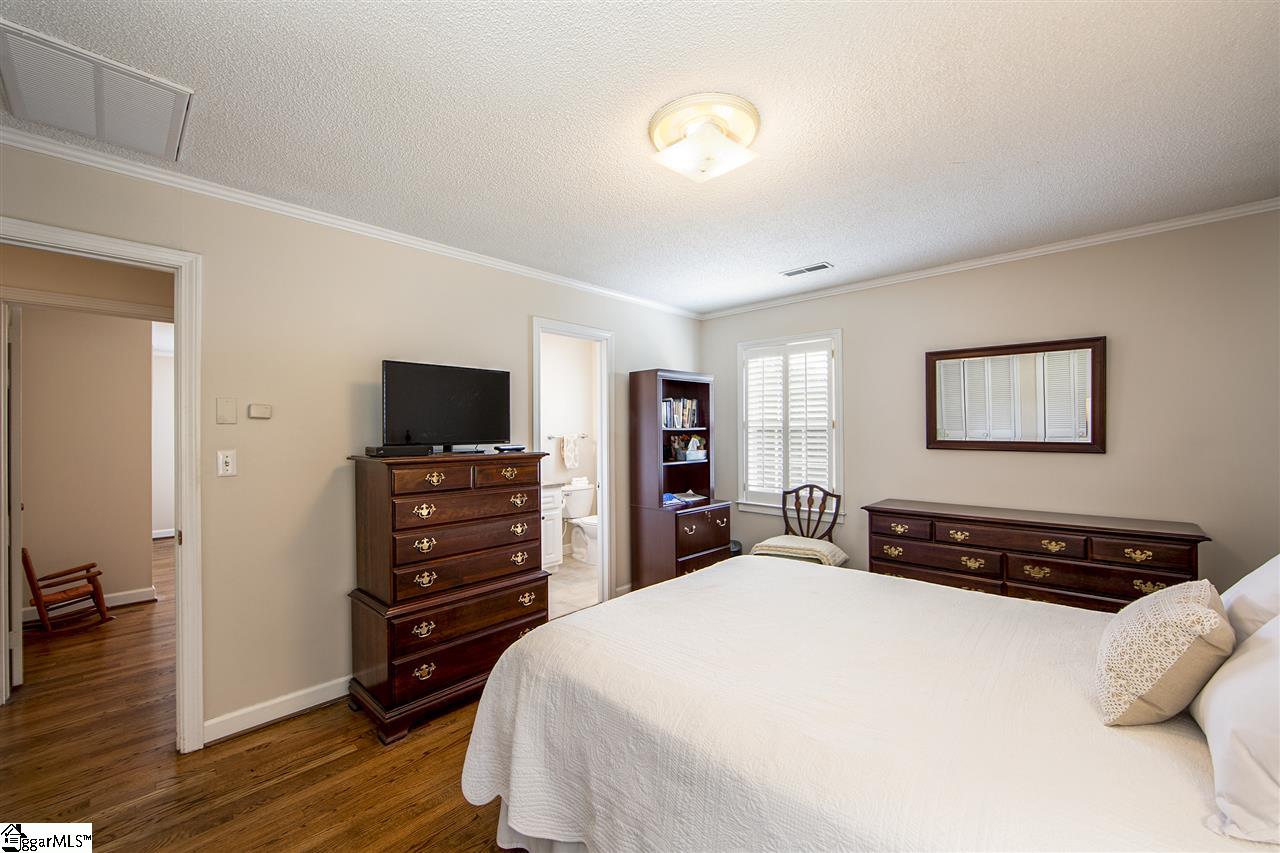 1000 Wembley Road Greenville, SC 29607 - Photo 20 of 32
