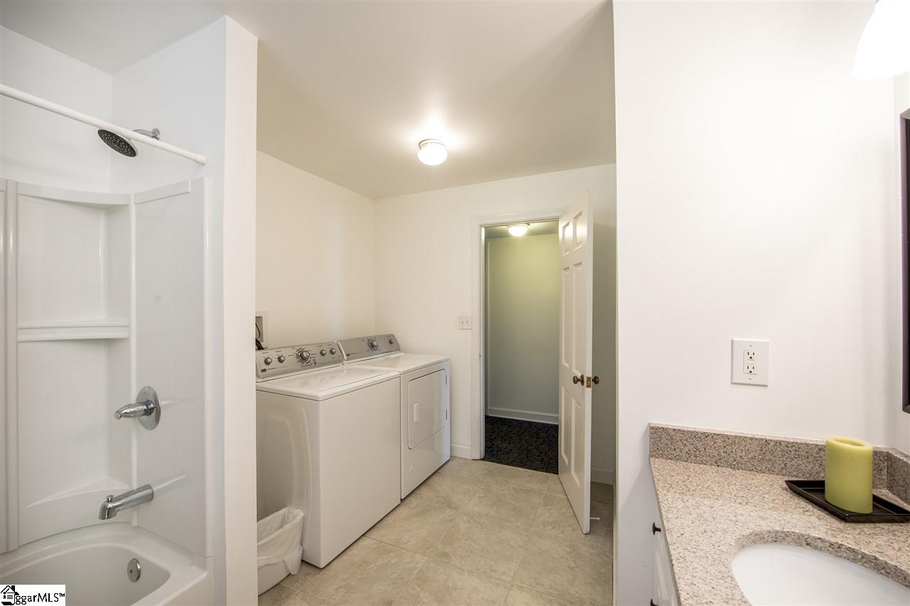 1000 Wembley Road Greenville, SC 29607 - Photo 23 of 32