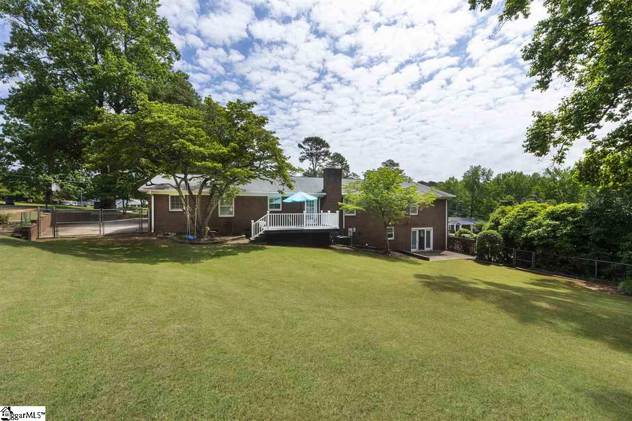 1000 Wembley Road Greenville, SC 29607 - Photo 29 of 32