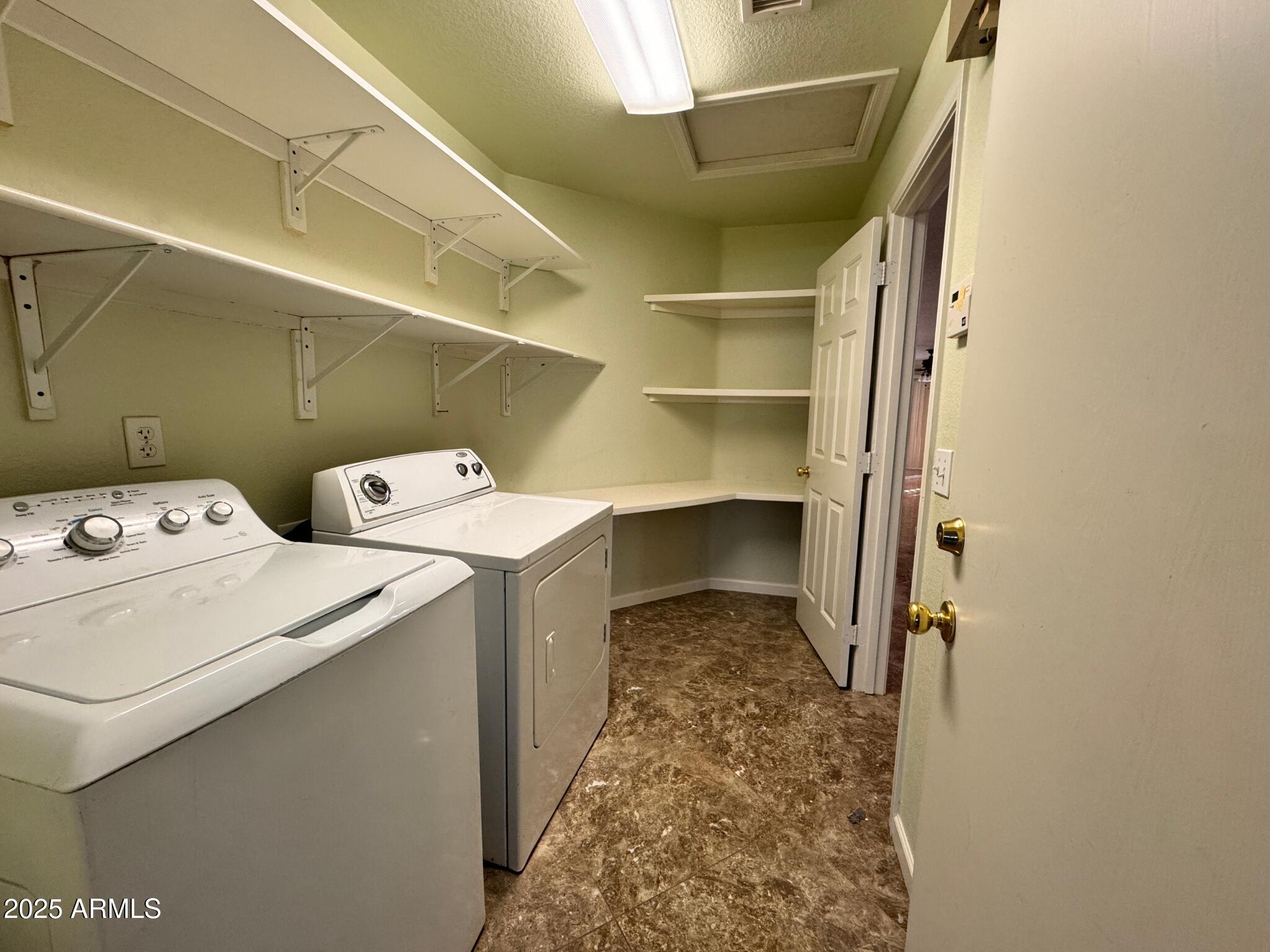 881 East Appaloosa Road Gilbert, AZ 85296 - Photo 8 of 20 H Laundry 1.1