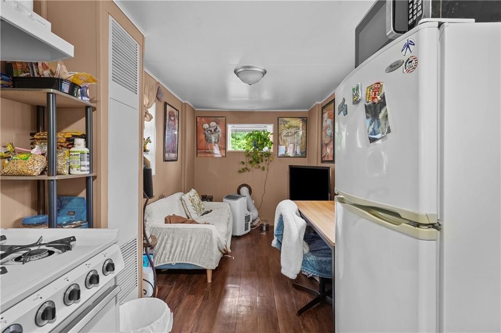 42 Transit Street Woonsocket, RI 02895 - Photo 11 of 18