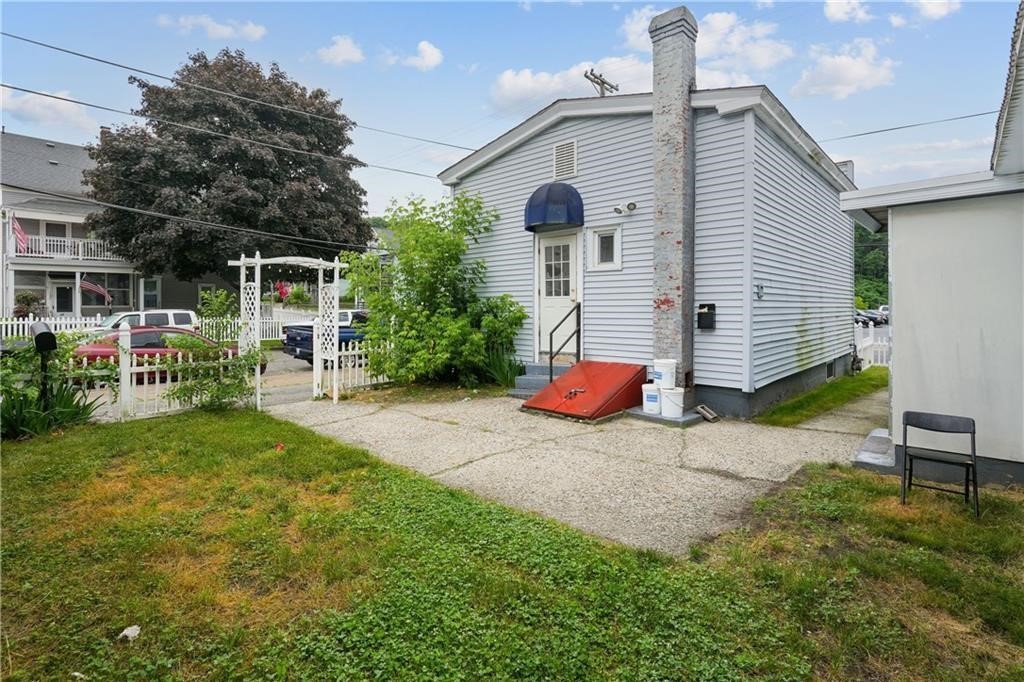 42 Transit Street Woonsocket, RI 02895 - Photo 14 of 18
