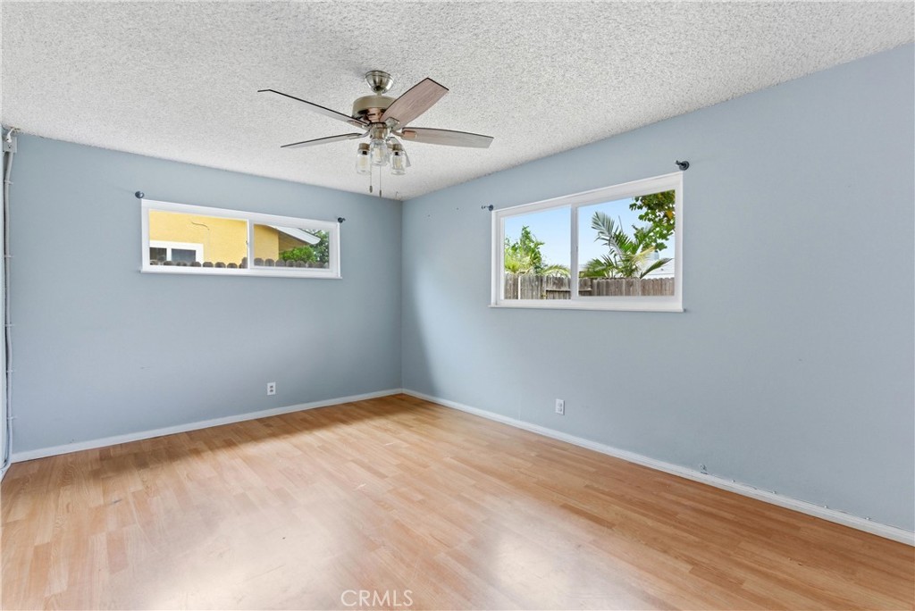 254 Bucknell Road Costa Mesa, CA 92626 - Photo 12 of 32