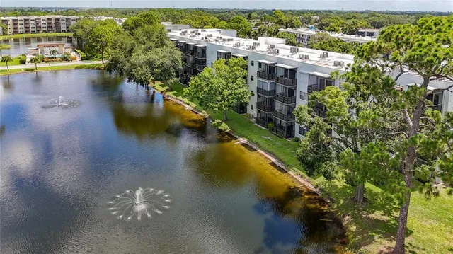 $120,000 | 5980 80th Street North, Unit 408, St. Petersburg, FL 33709