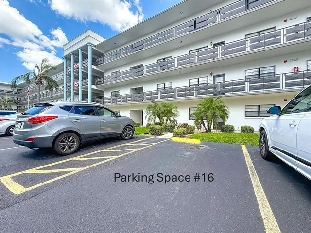 $120,000 | 5980 80th Street North, Unit 408, St. Petersburg, FL 33709