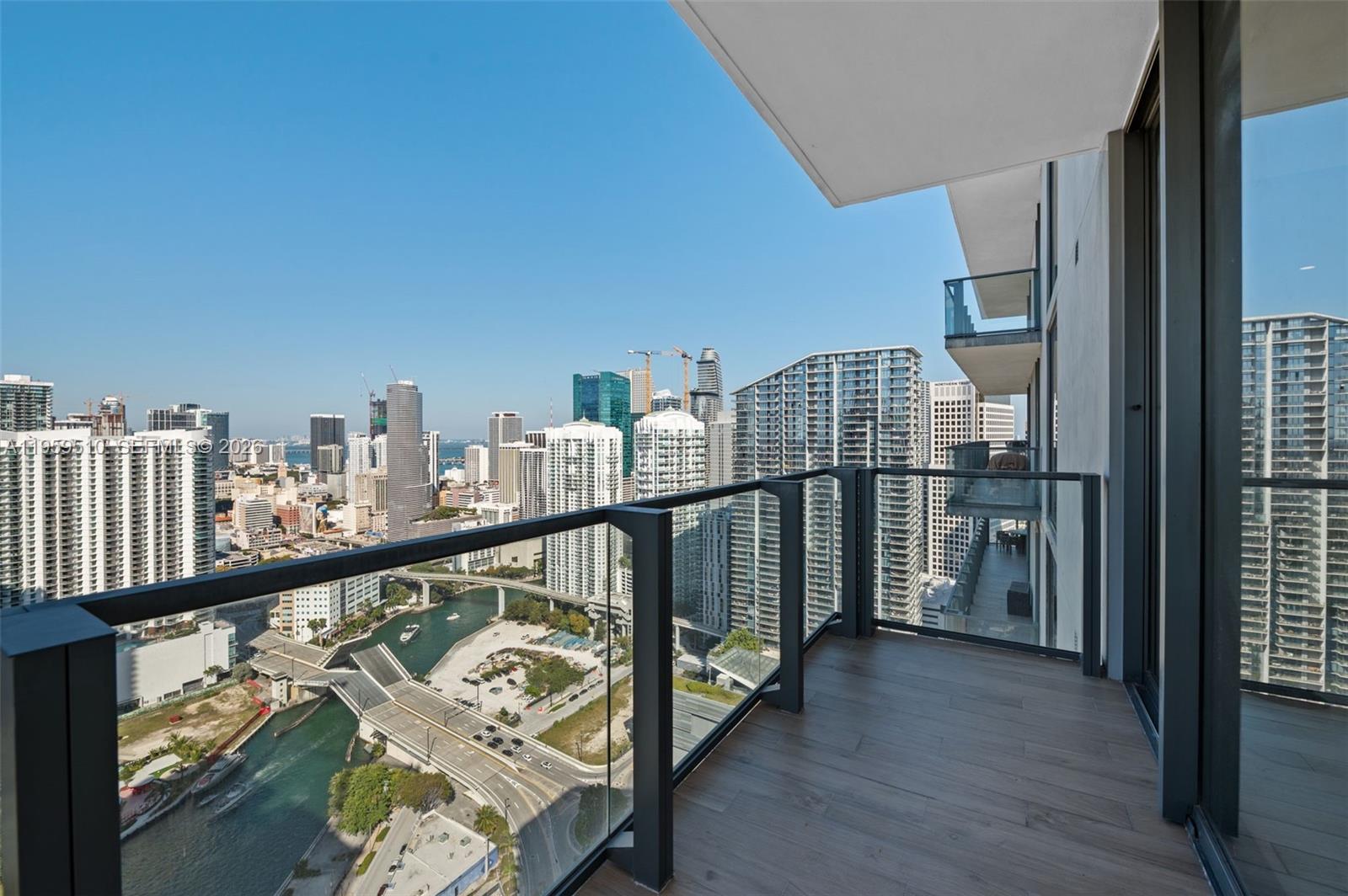 88 Southwest 7th Street, Unit 3612 Miami, FL 33130 - Photo 32 of 64