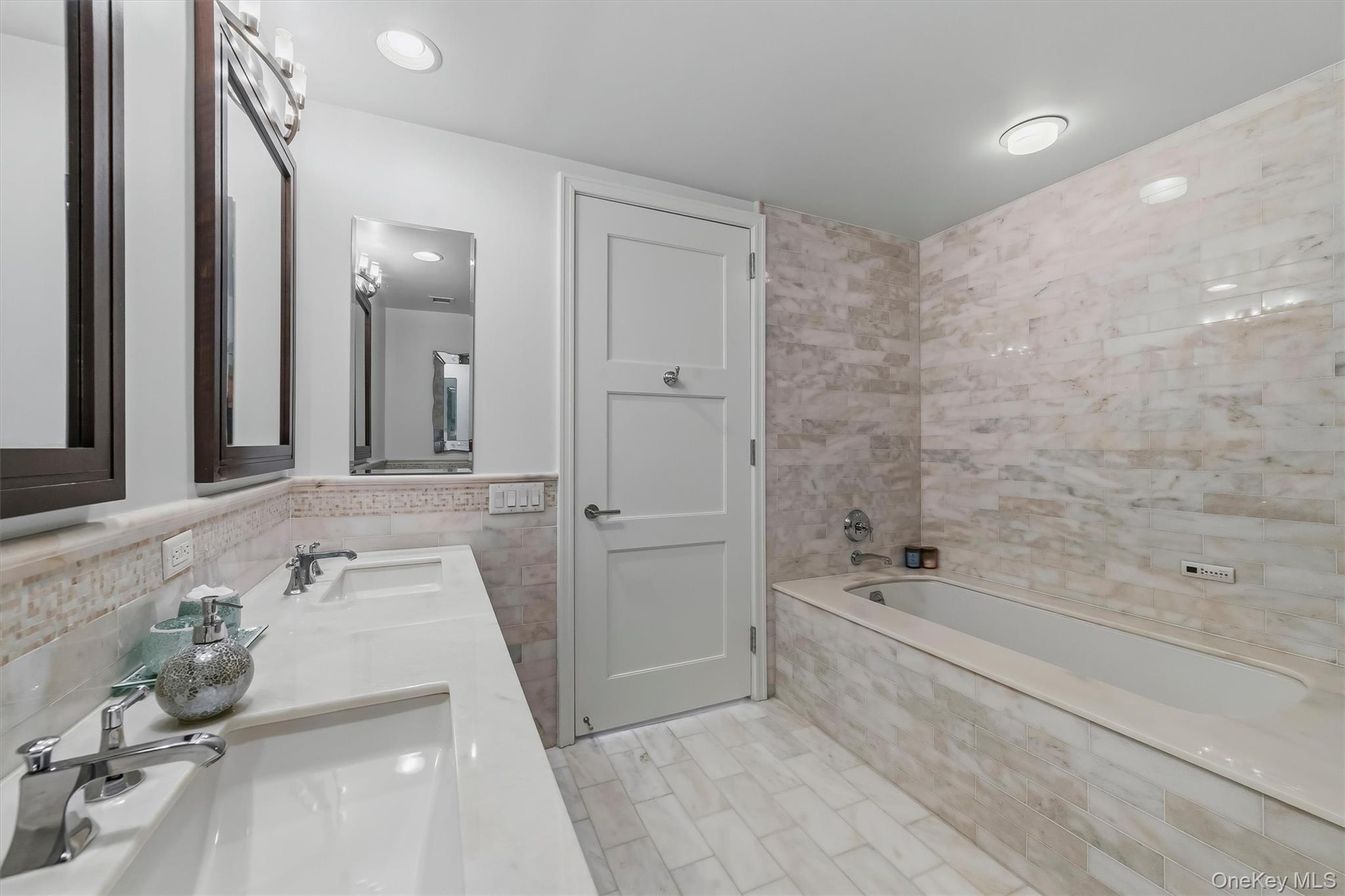 5 Renaissance Square, Unit 9A White Plains, NY 10601 - Photo 18 of 18