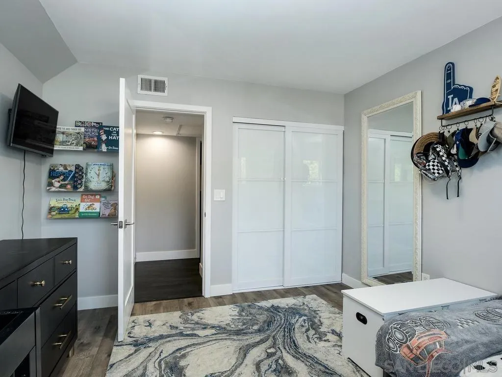 6171 Rancho Mission Road, Unit 113 San Diego, CA 92108 - Photo 23 of 30