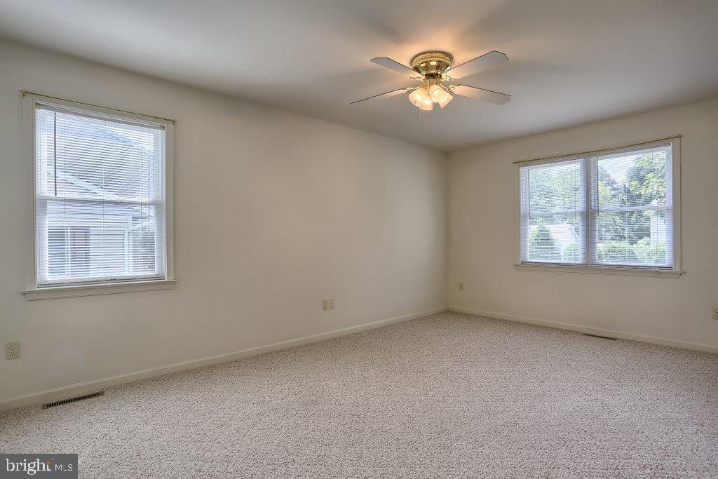 19 Southfield Road Lebanon, PA 17042 - Photo 15 of 25 Gallery Image 15