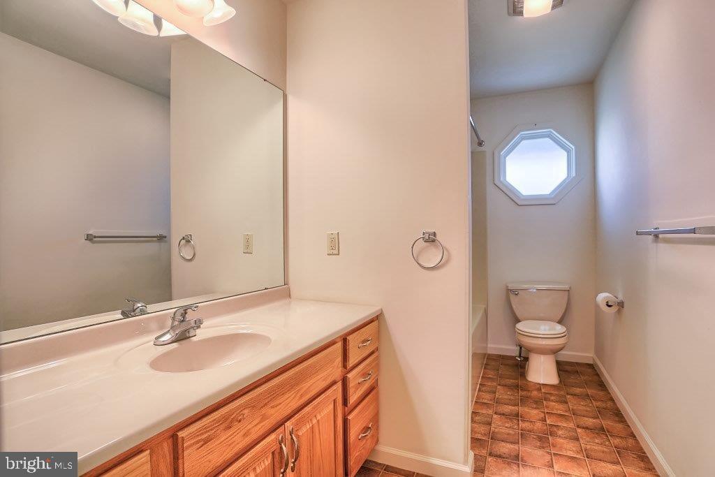 19 Southfield Road Lebanon, PA 17042 - Photo 17 of 25 Gallery Image 17