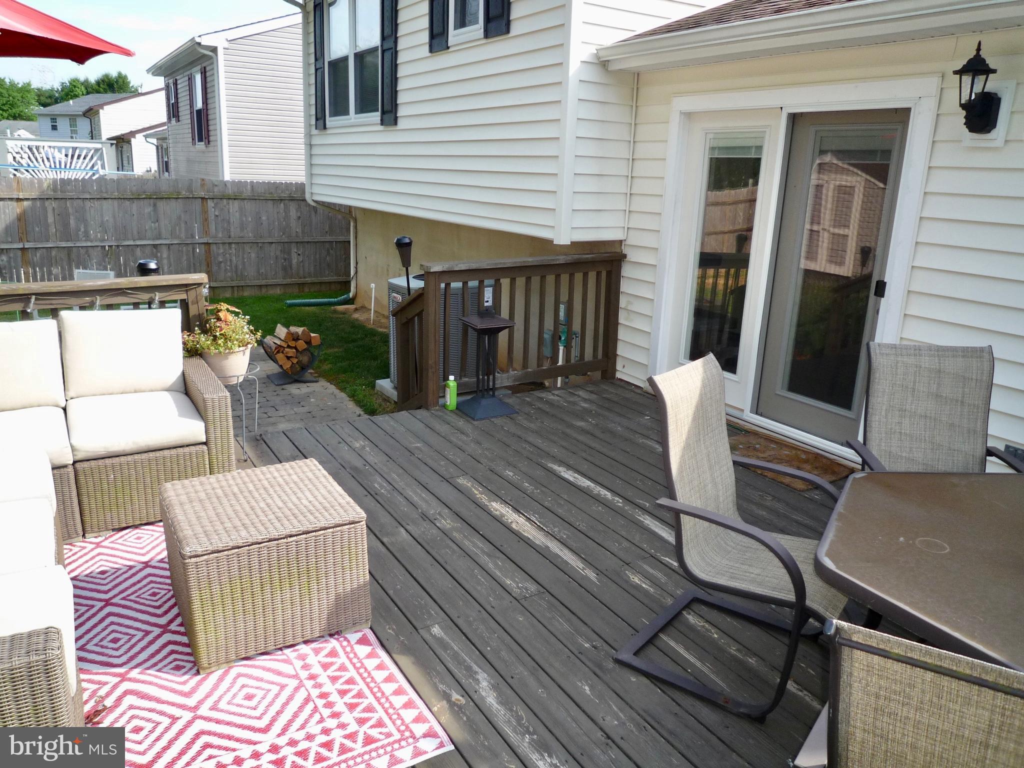 14 Hunting Ridge Road Newark, DE 19702 - Photo 30 of 40 Rear Deck