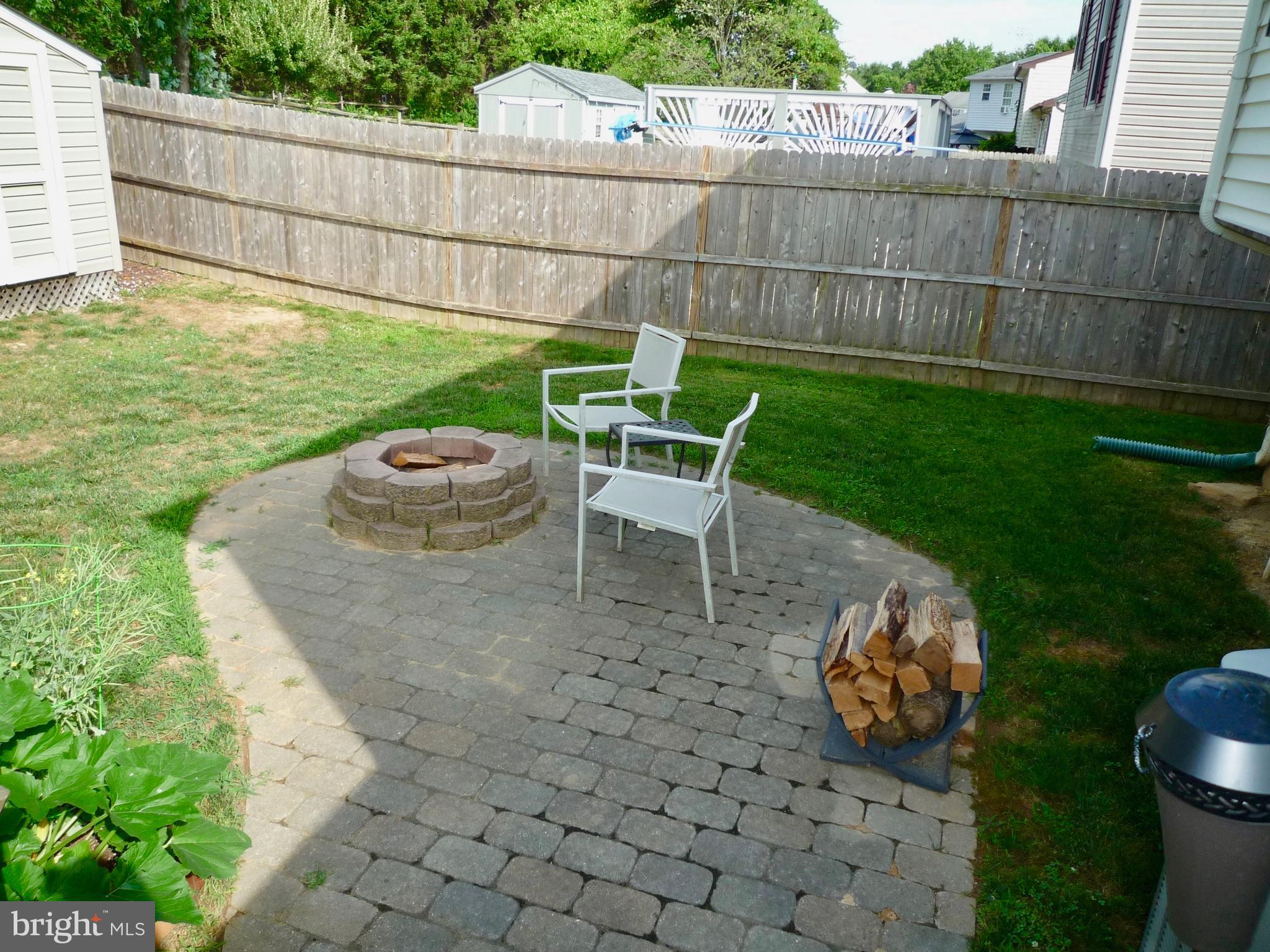 14 Hunting Ridge Road Newark, DE 19702 - Photo 33 of 40 Paver Patio with firepit