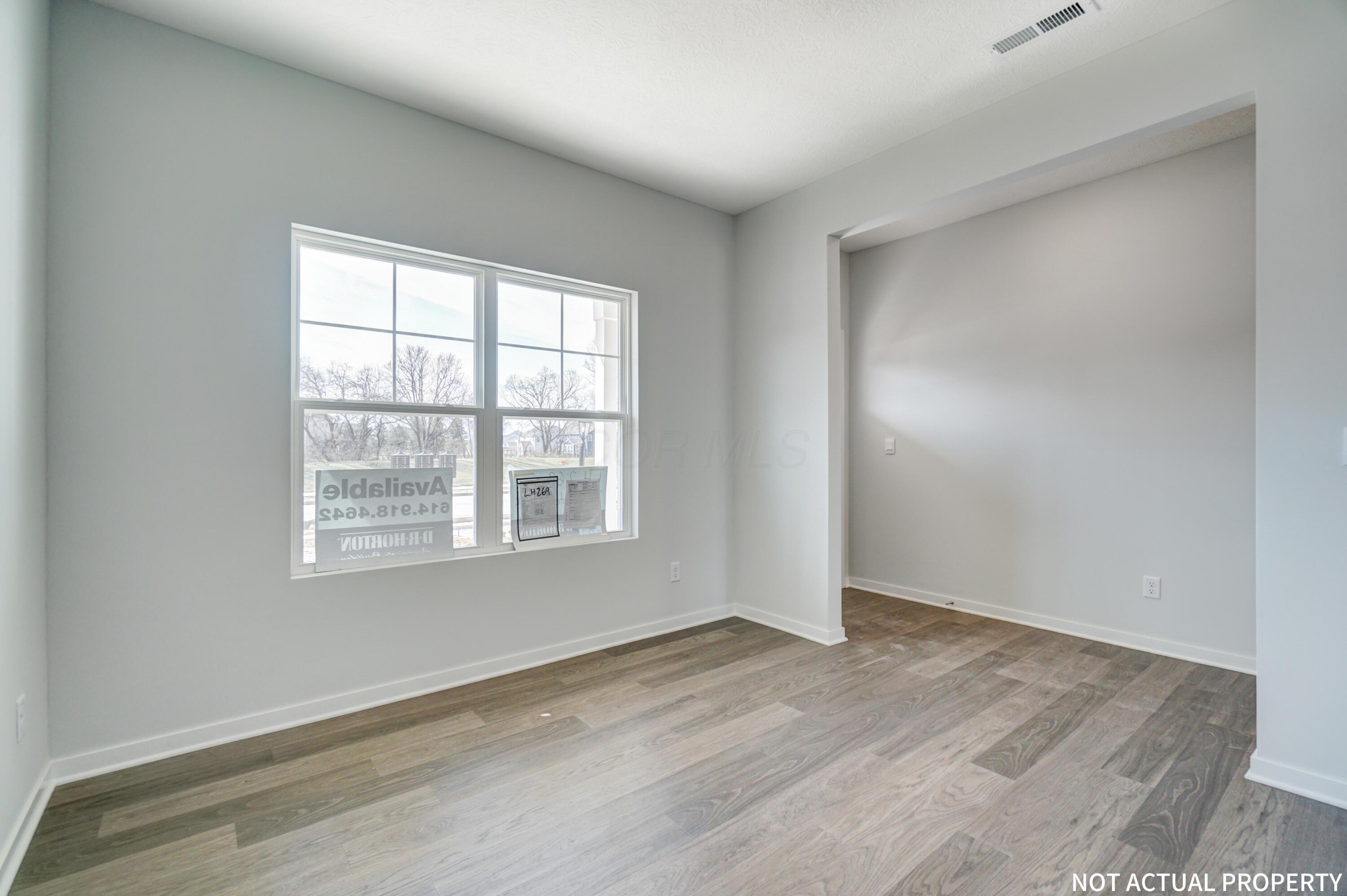 89 Wheatley Street Lithopolis, OH 43136 - Photo 4 of 34 3 Undecorated Flex Area
