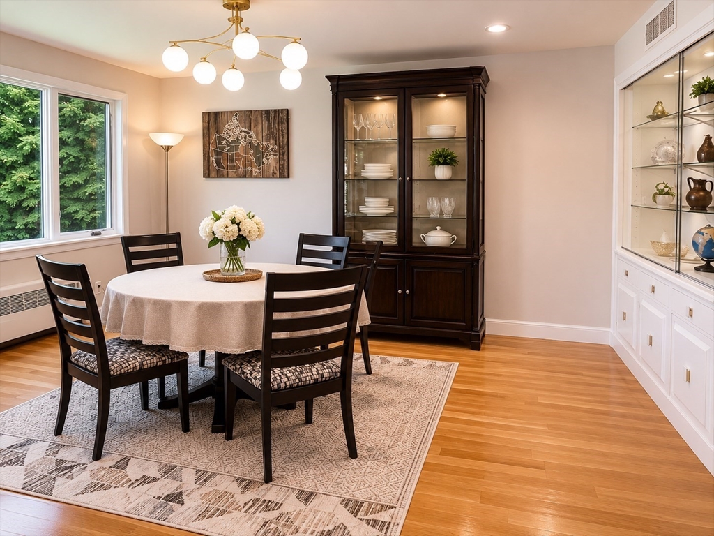 5 Philip Road Lexington, MA 02421 - Photo 4 of 17