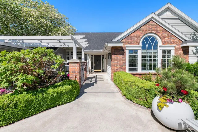 $825,000 | 176 Marine View Drive, Lewiston, ID 83501