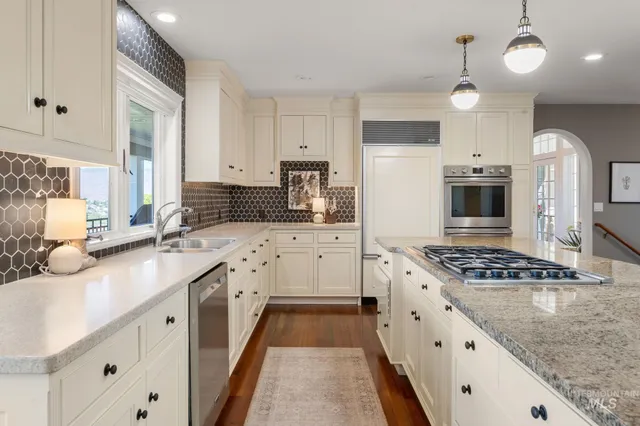 $825,000 | 176 Marine View Drive, Lewiston, ID 83501