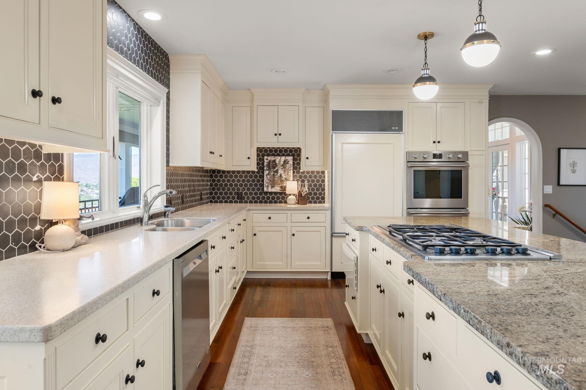 176 Marine View Drive Lewiston, ID 83501 - Photo 16 of 42