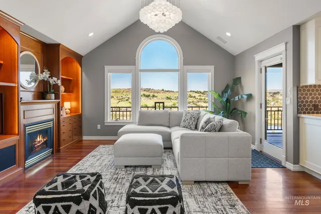 $825,000 | 176 Marine View Drive, Lewiston, ID 83501