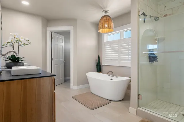 $825,000 | 176 Marine View Drive, Lewiston, ID 83501