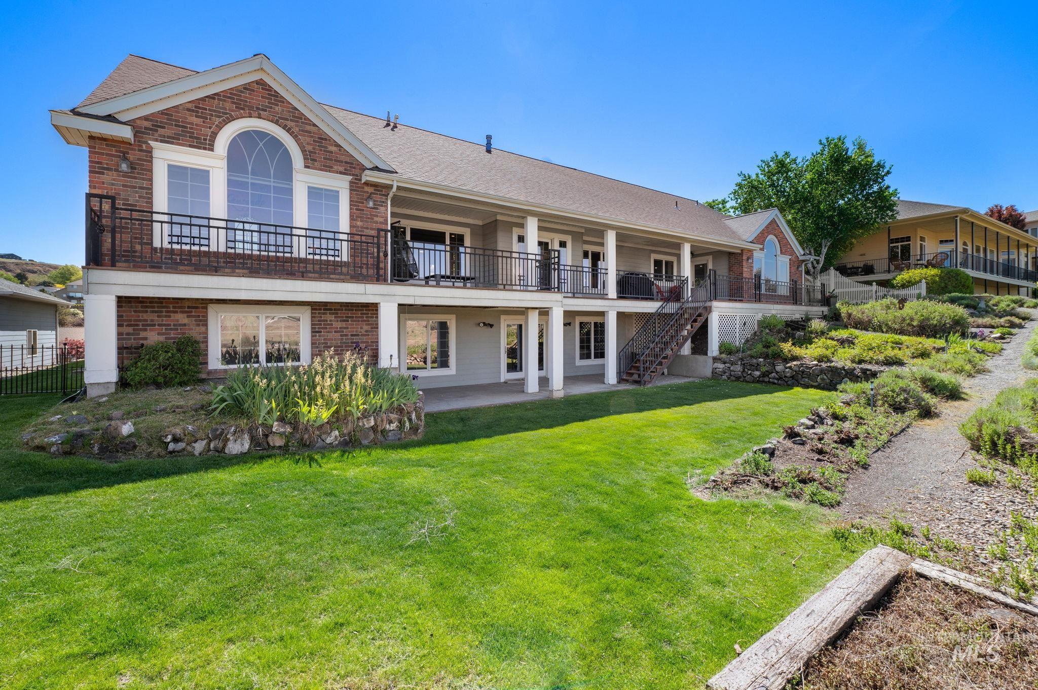 176 Marine View Drive Lewiston, ID 83501 - Photo 3 of 42